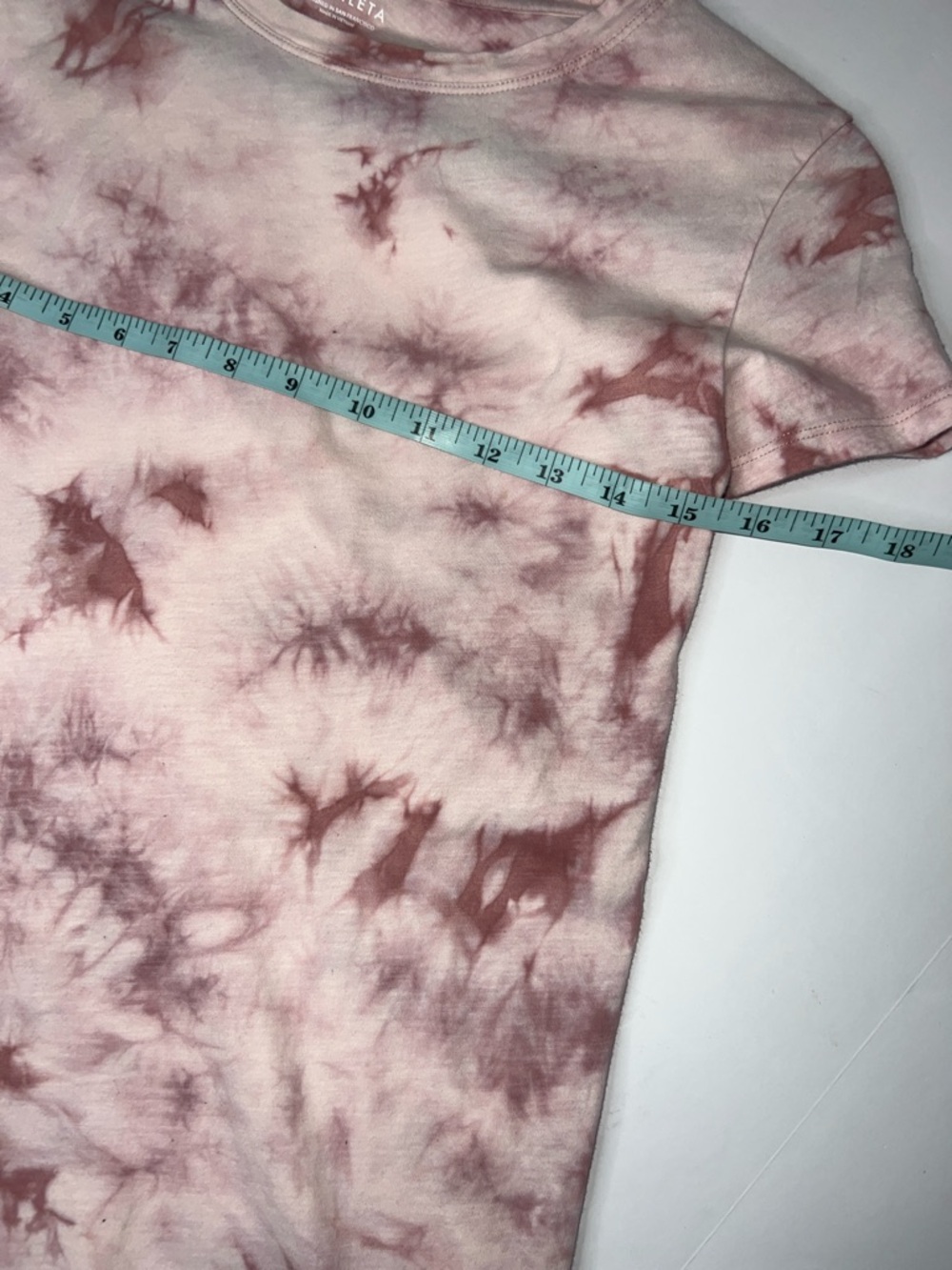 Women’s Athleta Pink and Cream Tie-Dye Short Sleeve Tee XS - Picture 5 of 6